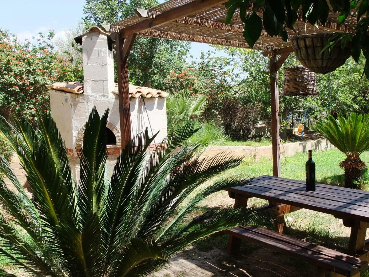 Il Filo Di Paglia Bed & Breakfast Comiso Bagian luar foto
